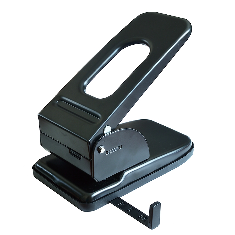 Дырокол на  60л. Attache Economy, метал., черный, с линейкой /