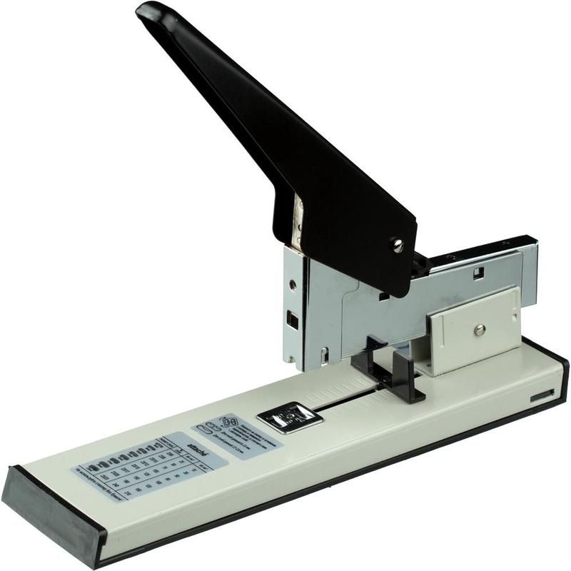 Степлер мощ. до 210л. №23/6-23 "Attache Economy", черный Степлер мощ. до 210л. №23/6-23 "Attache Economy", черный